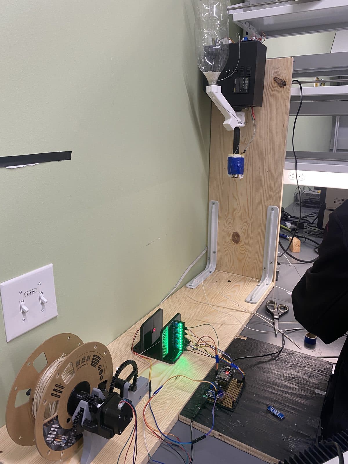 The complete FilaStruder system: vertical extruder, winder and sensing integrated